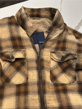 Basic Edition Medium Plaid Sherpa-Lined Men's Jacket - Brown/Beige Used